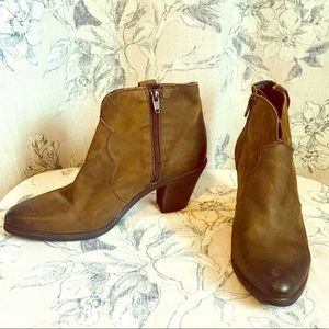 Authentic Italian (Tuscany) Leather Booties.